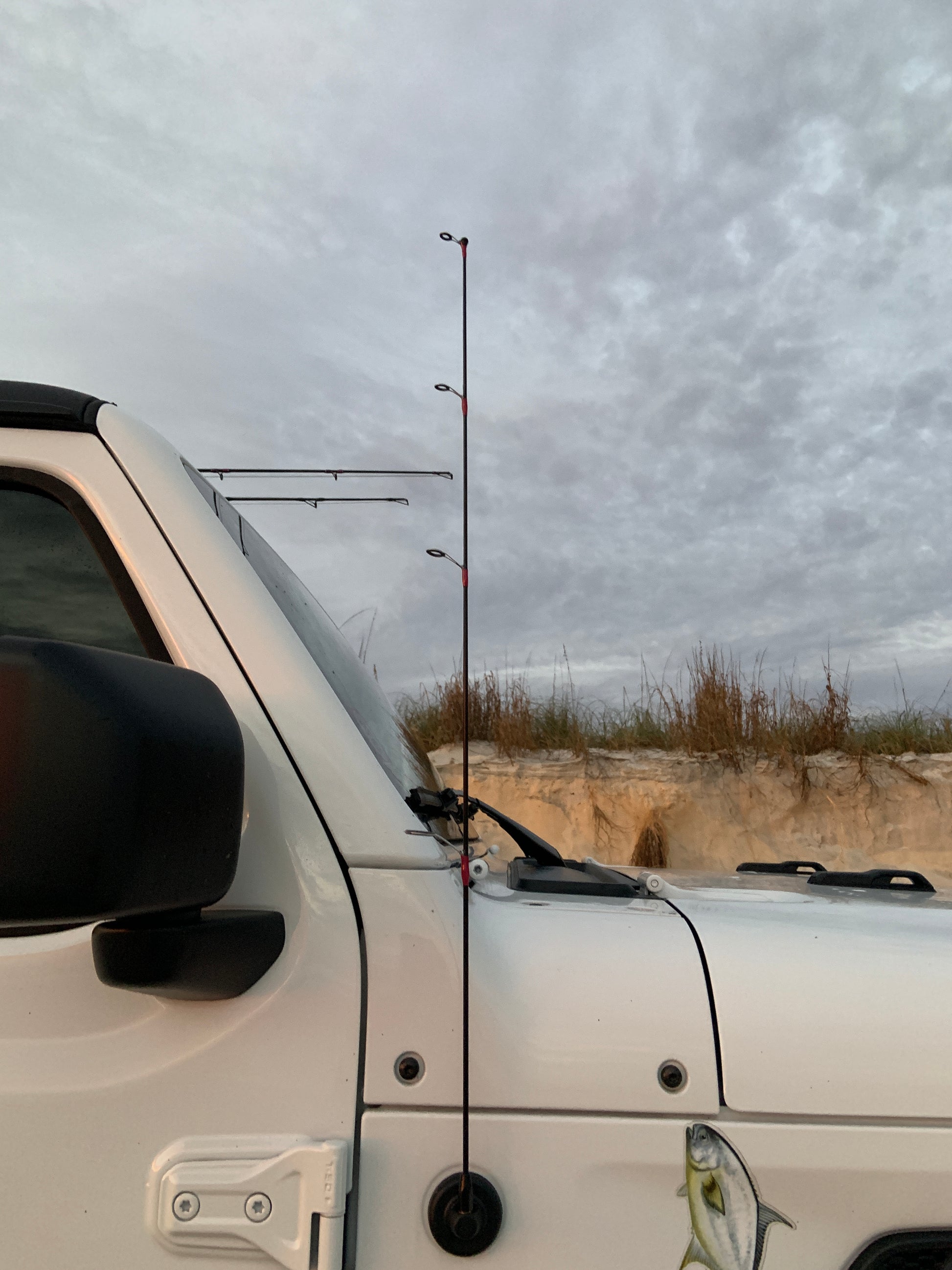 Fishing Pole Antenna, Jeep side